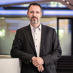 Dr. Tilman Frosch